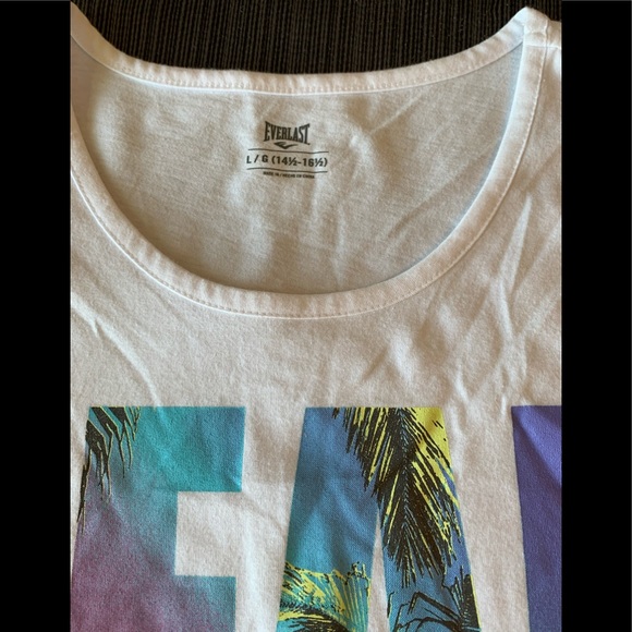 White Graphic Tank Top Fear Less. Size S-M New - Picture 4 of 7